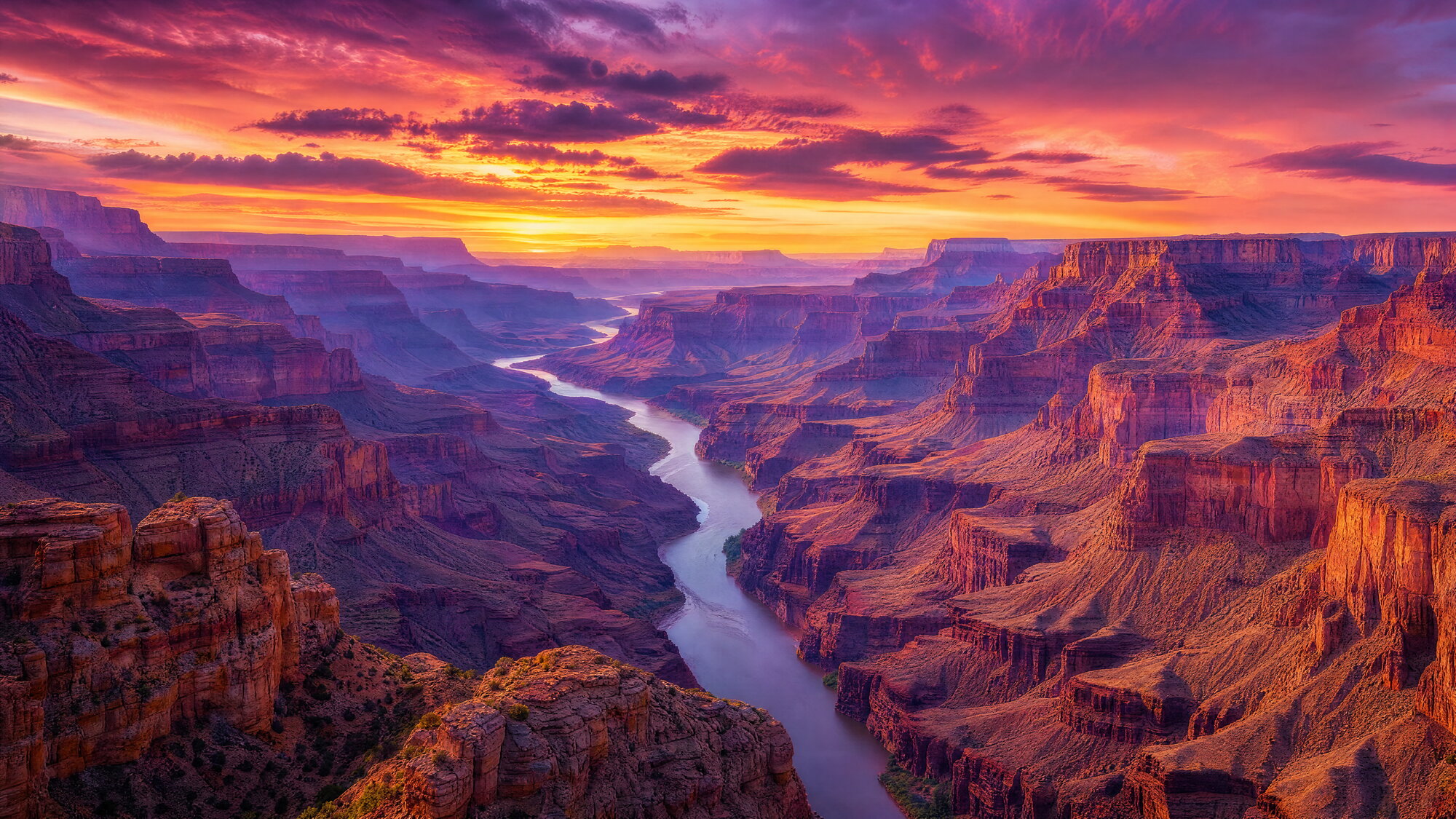 Papier peint panoramique Canyon majestueux au coucher de soleil