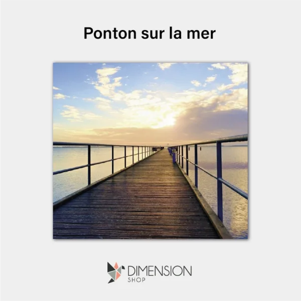 Ponton sur la mer